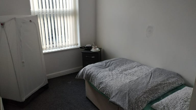 rent-a-roomin-birminghamall-dss-acceptedsee-description-big-0