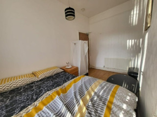 emergency-accommodationdouble-room-in-albert-road-b21all-dss-acceptedsee-description