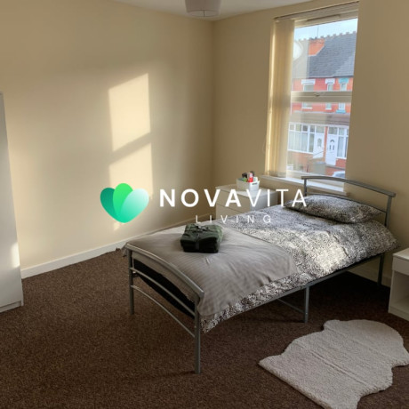 tired-of-living-in-unsafe-hmos-that-lack-support-rooms-for-homeless-benefits-dss-ref-102-big-1