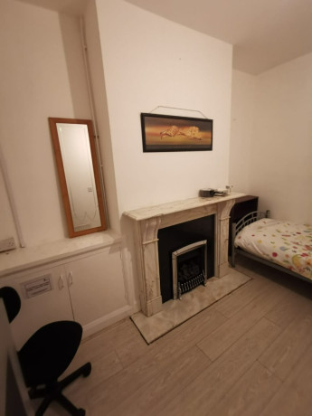 room-to-rent-in-shared-housechurch-street-b19all-dss-acceptedsee-description-big-2