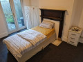 emergency-accommodationdouble-room-in-montague-road-b21all-dss-acceptedsee-description-small-2