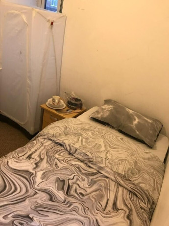 room-to-rentdouble-room-in-sunningdale-road-b11all-dss-acceptedsee-description-big-2