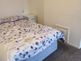 homeless-accommodationdouble-room-in-preston-road-b18all-dss-acceptedsee-description