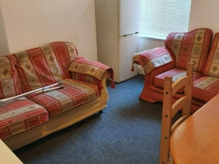 homeless-accommodation-spacious-double-room-in-hobson-road-b29-7qa-all-dss-accepted
