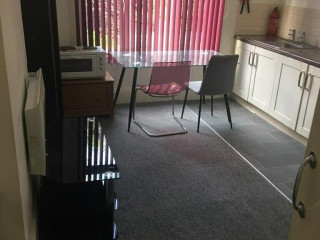 double-room-in-selbourne-road-b20all-dss-acceptedsee-description