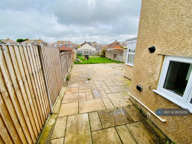 3-bedroom-house-in-worthing-road-bristol-bs34-3-bed-2635256-big-1