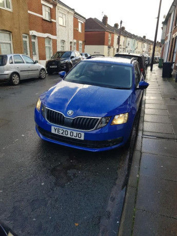 private-hire-taxi-for-rent-portsmouth-city-council-licensed-big-1