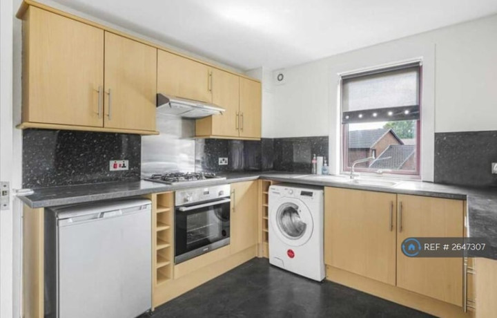 2-bedroom-flat-in-thistle-street-falkirk-fk2-2-bed-2647307-big-3