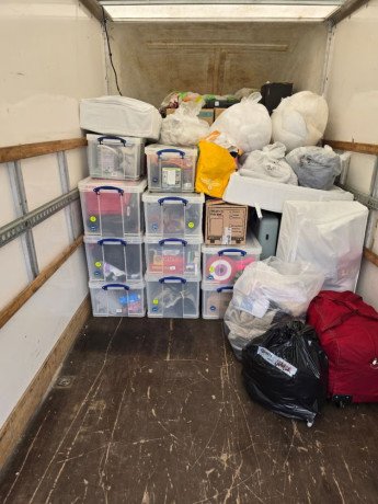 man-vanoffice-moves-waste-rubbishhouse-movesremovals-big-4
