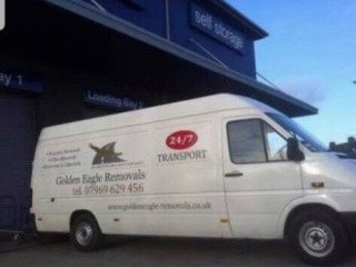 removals-service-man-van-transport-service