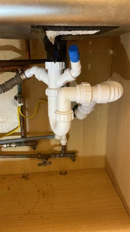 plumber-electrician-east-and-west-big-1