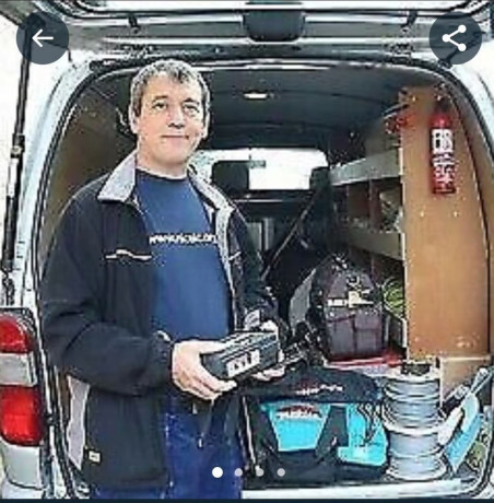 fully-qualified-electrician-big-2