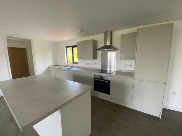 stunning-2-bed-luxury-lodge-for-sale-in-newhaven-east-sussex-big-2