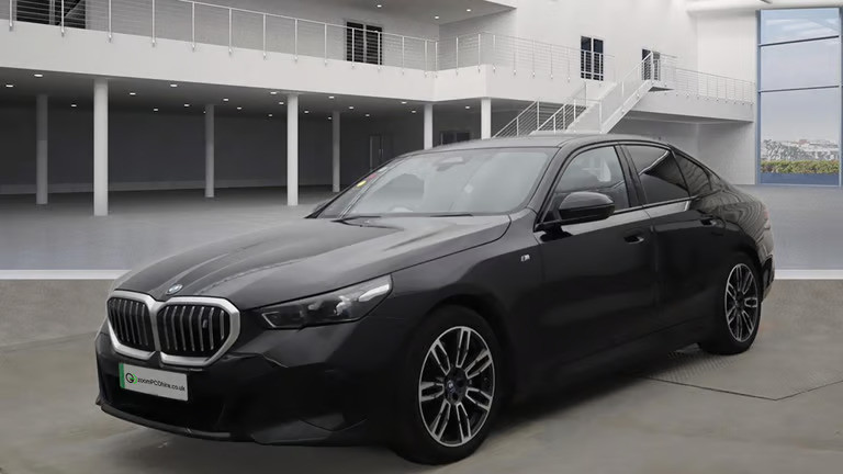 pco-car-hire-rent-to-buy-7-8-9-seater-tesla-mercedes-bmw-uberxl-exec-lux-wheely-blacklane-big-1