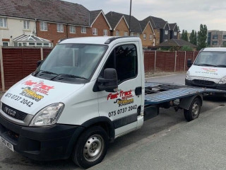 fast-track-car-recovery-24-hr-breakdown-vehicle-tow-truck-towing-jump-start-service-in-east-london