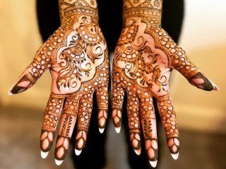 henna-mendhi-mehndi-artist-london-berks-bucks-herts-surrey-middx
