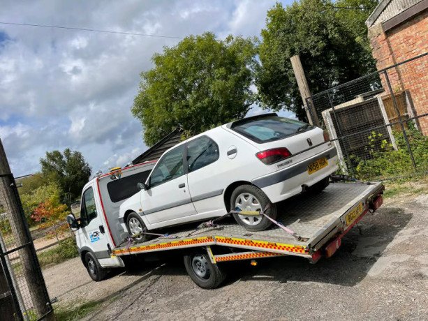 car-van-breakdown-recovery-service-big-1