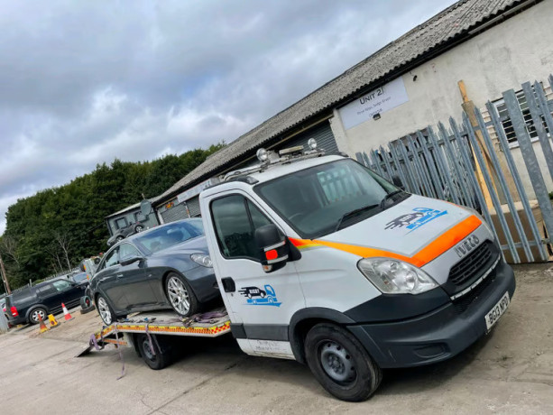 car-van-breakdown-recovery-service-big-2