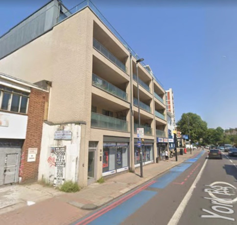 riverside-land-for-sale-in-battersea-on-york-road-big-0