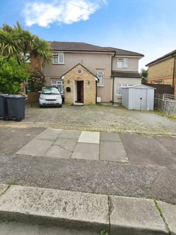 5-bedroom-house-in-fairlop-gardens-5-bed-house-for-sale-big-3