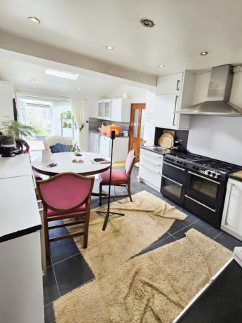 5-bedroom-house-in-fairlop-gardens-5-bed-house-for-sale-big-2