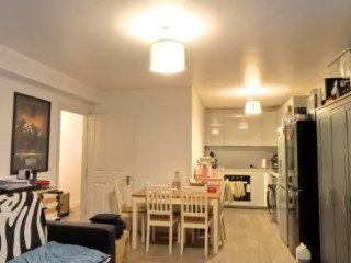 1-bedroom-flat-in-archers-1-bedroom-apartment-for-sale-haysoms-close-romford-rm1-4dl