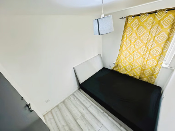 2-bedroom-flat-in-2-bed-flat-for-sale-ig11-big-1