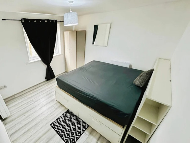 2-bedroom-flat-in-2-bed-flat-for-sale-ig11-big-2