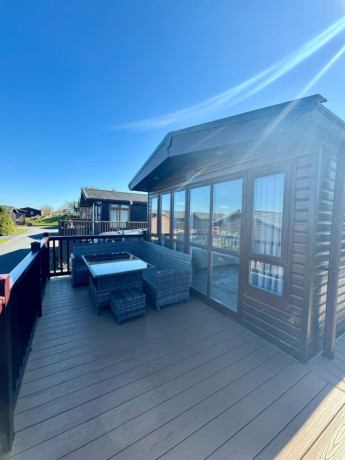lodge-for-sale-including-composite-decking-all-furniture-fittings-and-fixtures-for-ps3999500-big-2