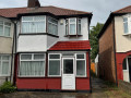 3-bedroom-house-in-3-bedroom-semi-detached-house-oaklands-avenue-edmonton-n9-small-1