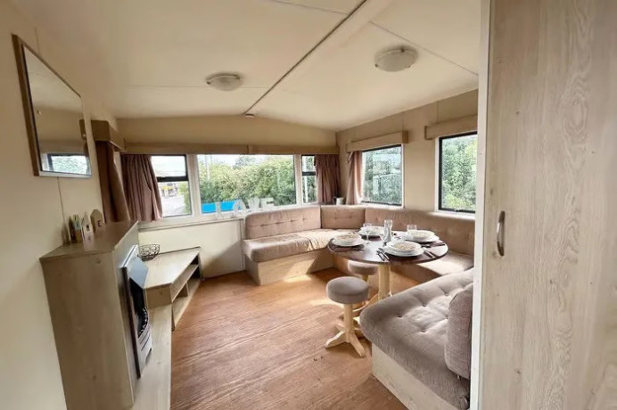 isle-of-sheppey-sited-static-caravan-for-sale-kent-bargain-big-2