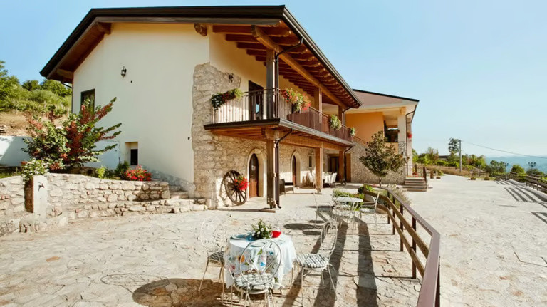 spread-the-balance-over-15-years-country-house-in-campania-italy-big-0
