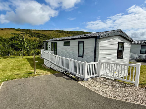 2021-victory-stonewood-for-sale-at-sun-haven-holiday-park-newquay-front-line-lake-views-tr8-4bq-big-3