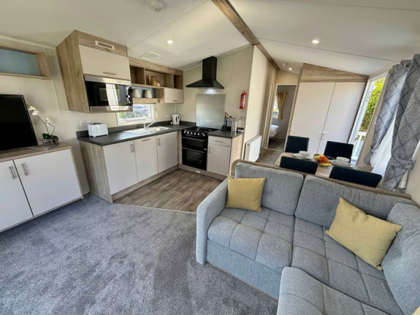 ex-demo-new-willerby-linwood-static-caravan-for-sale-at-st-agnes-holiday-park-truro-tr4-8hs-big-4