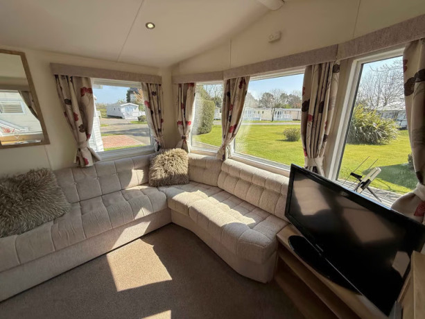 willerby-rio-gold-static-caravan-for-sale-at-st-agnes-holiday-park-a-coastal-retreat-tr4-8hs-big-3