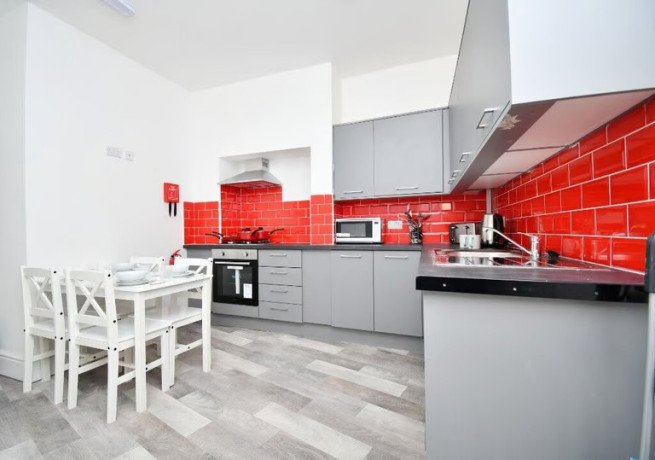 special-offer-off-plan-newly-converted-burnley-hmo-sold-fully-regulated-and-with-tenants-big-0