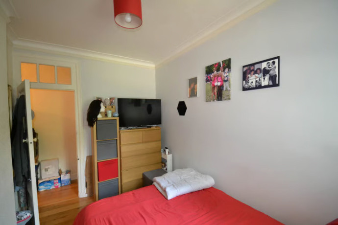 2-bedroom-flat-in-hanger-lane-ealing-big-0