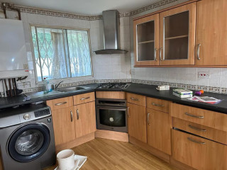 2-bedroom-house-in-wraysbury-close-hounslow