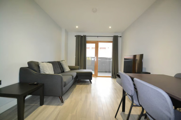 1-bedroom-flat-in-rubix-hrubix-house-high-street-southall-big-0