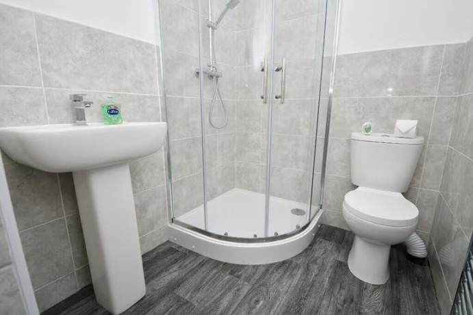 high-spec-5-bed-5-bath-hmo-for-sale-barrow-in-furness-big-0