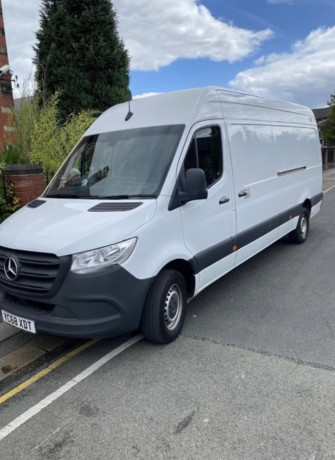fast-reliable-removal-services-in-liverpool-surrounding-areas-man-with-a-van-big-1
