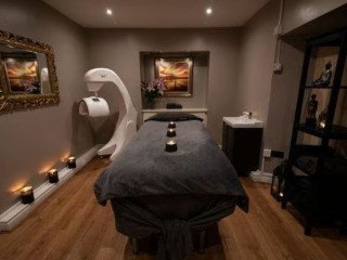 zaras-beauty-salon