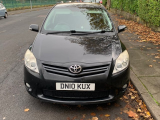 toyota-auris-14-d-4d-very-economical