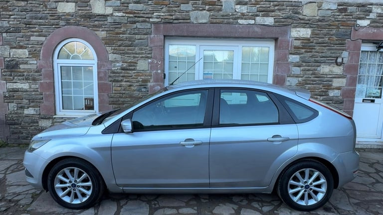 2009-ford-focus-16-tdci-titanium-5dr-110-dpf-hatchback-diesel-manual-big-1