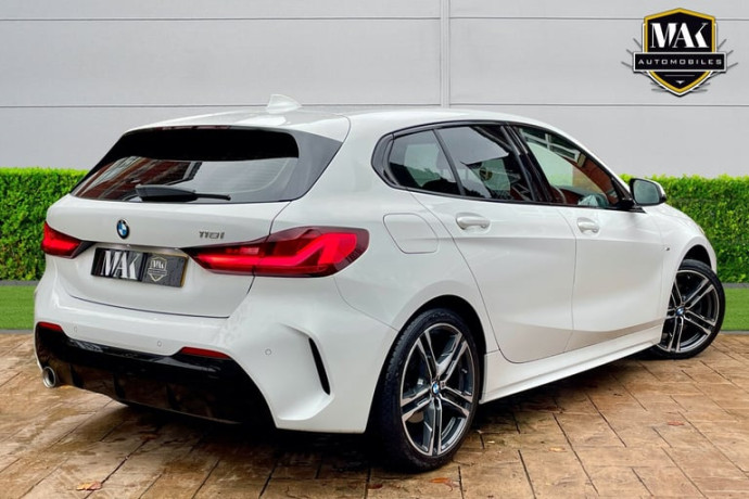 2022-bmw-1-series-118i-136-m-sport-5dr-step-auto-lcp-full-bmw-service-hatchback-petrol-auto-big-3