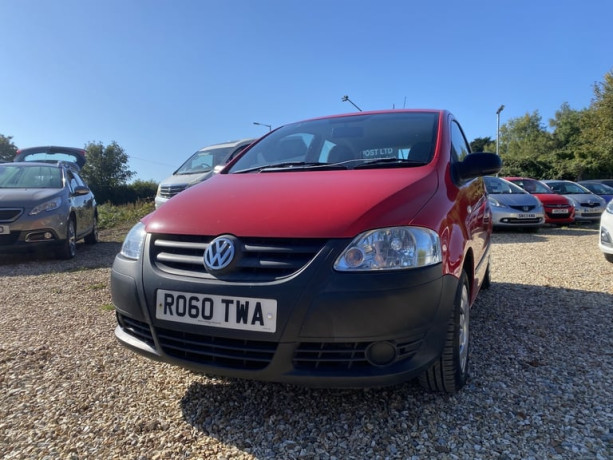 volkswagen-fox-12-6v-2010-big-0