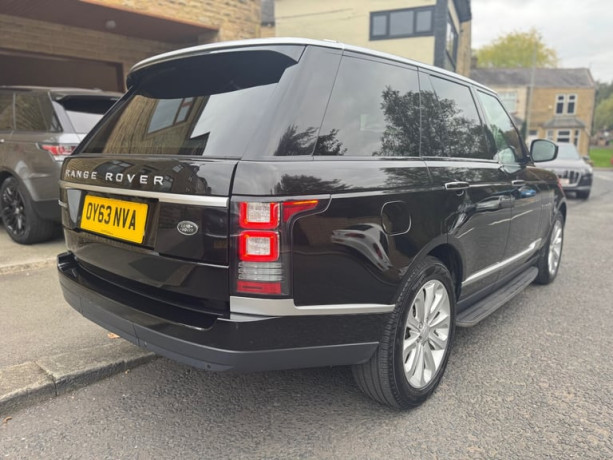 2013-land-rover-range-rover-30-tdv6-vogue-4dr-auto-estate-diesel-automatic-big-3