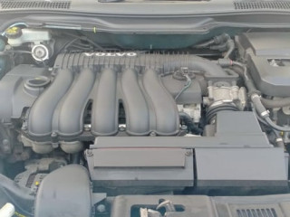 volvo-c30-hatchback-2007-semi-auto-2435-cc-3-doors