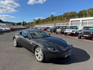2019-19-aston-martin-db11-40-v8-coupe-510ps-auto-with-only-21000-miles