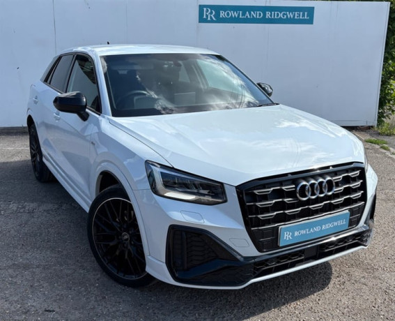 2022-audi-q2-tfsi-black-edition-estate-petrol-manual-big-0